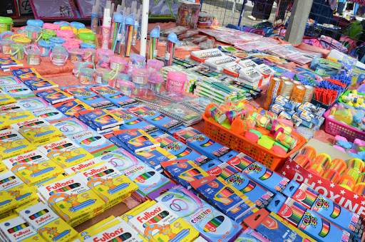 Fournitures scolaires : Points de vente et salons mobilisés