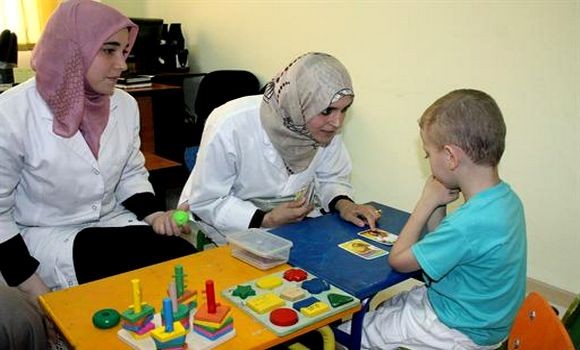 Prise en charge des enfants autistes : Inclusion ou isolement ?