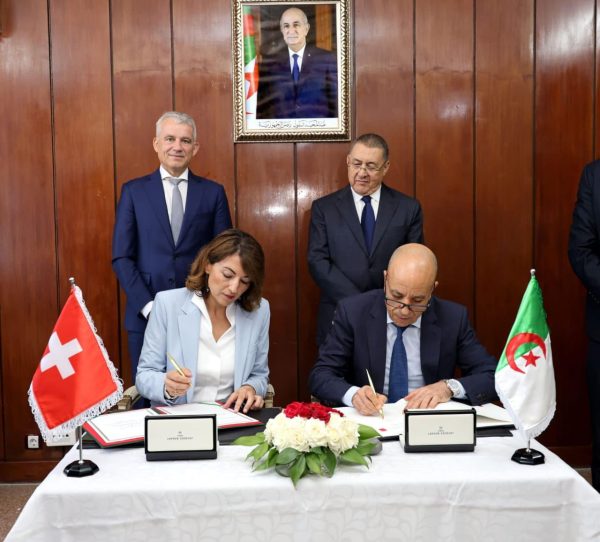 Algérie – Suisse : Signature d’un accord de coopération sécuritaire
